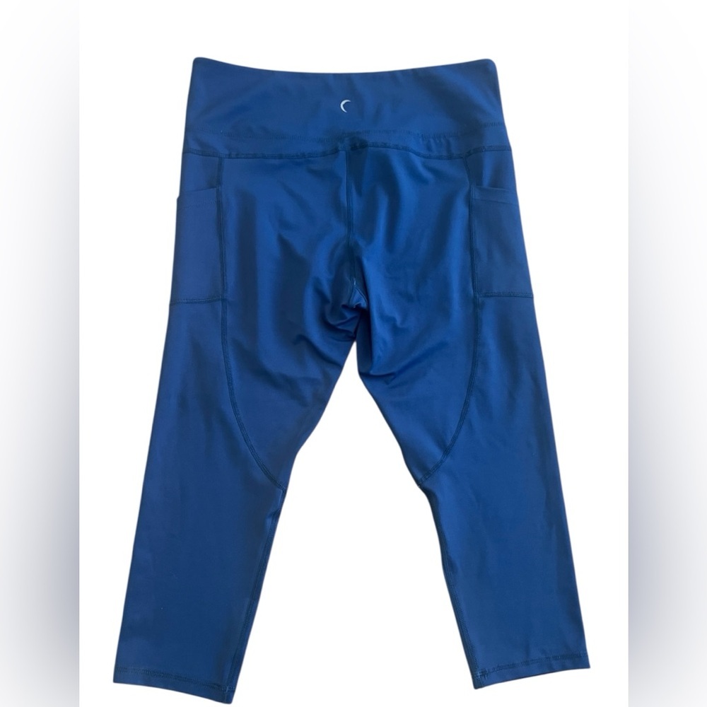 Zyia Blue Hi-Rise Light and Tight Pocket 20” Capri- 16/18
